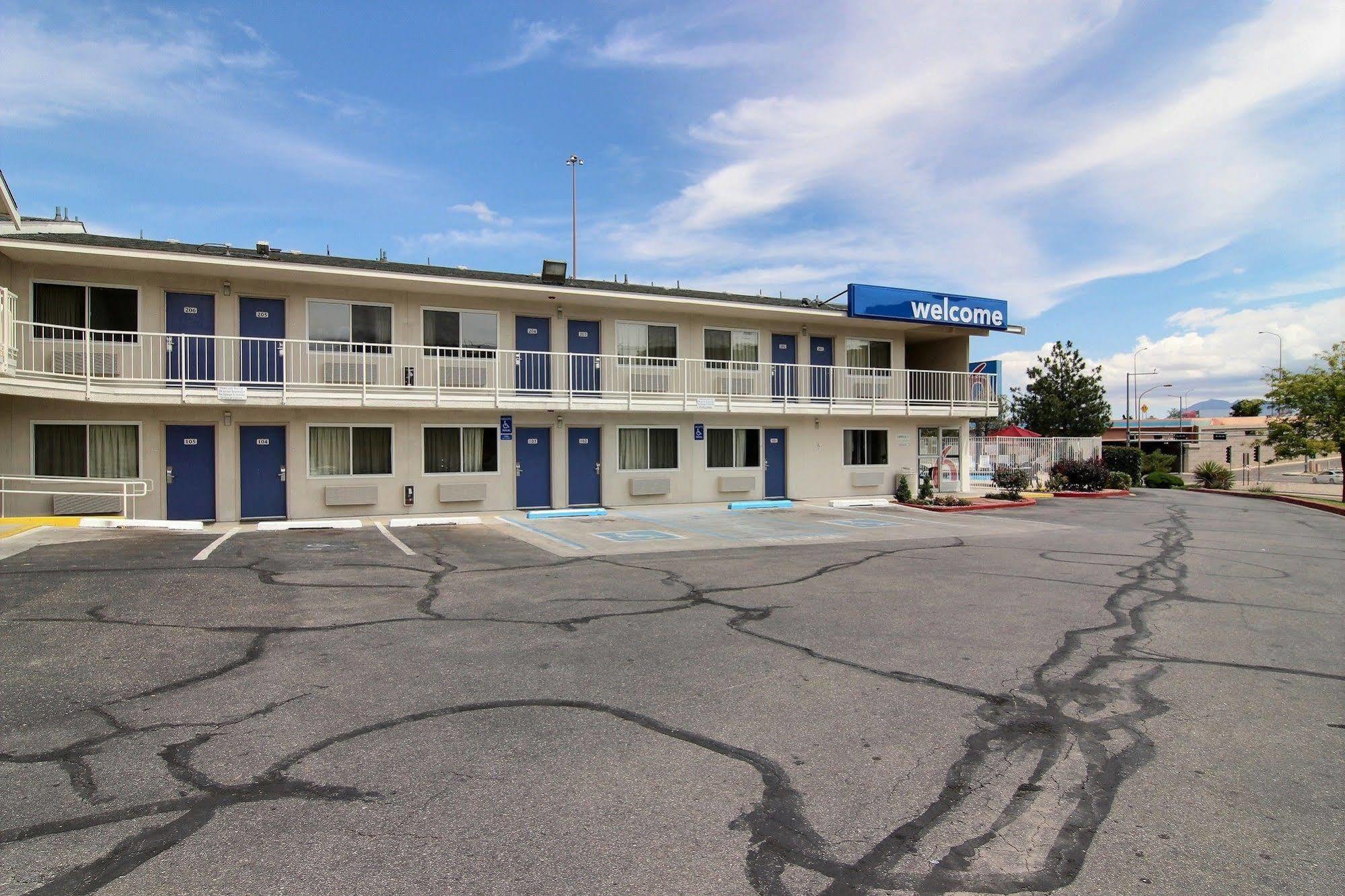 Motel 6-Albuquerque, Nm - Midtown Екстериор снимка